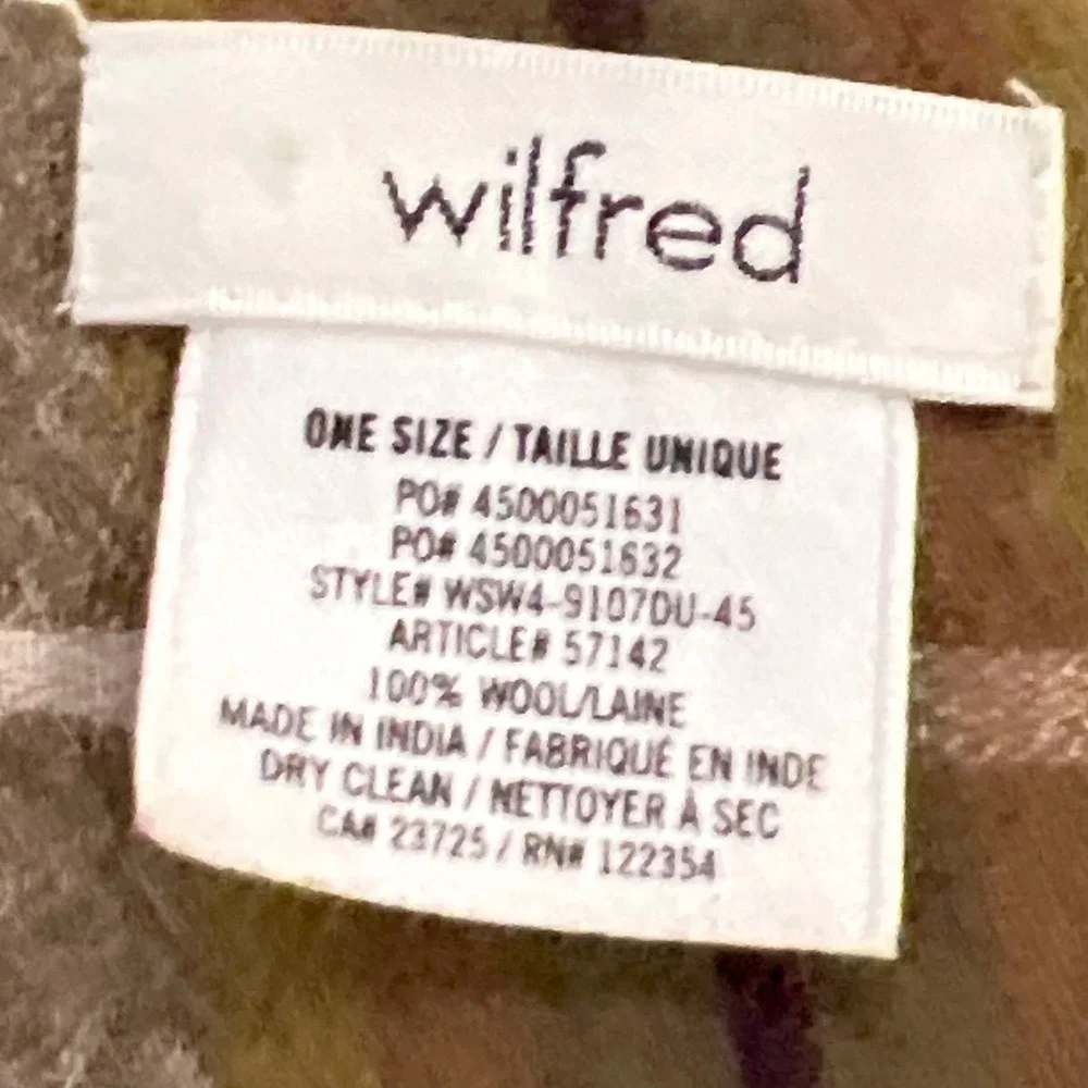 Wilfred Aritzia 100% Wool Diamond Mosaic Blanket Scarf Plaid Olive Green 51x61‎
